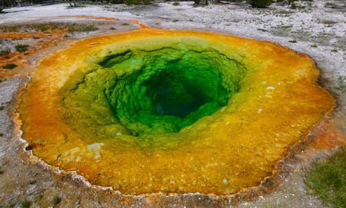 07-11 DSC 0381 Morning Glory Pool