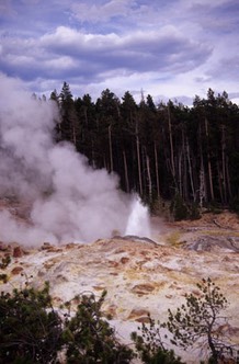 v 08-03 steamboat geyser